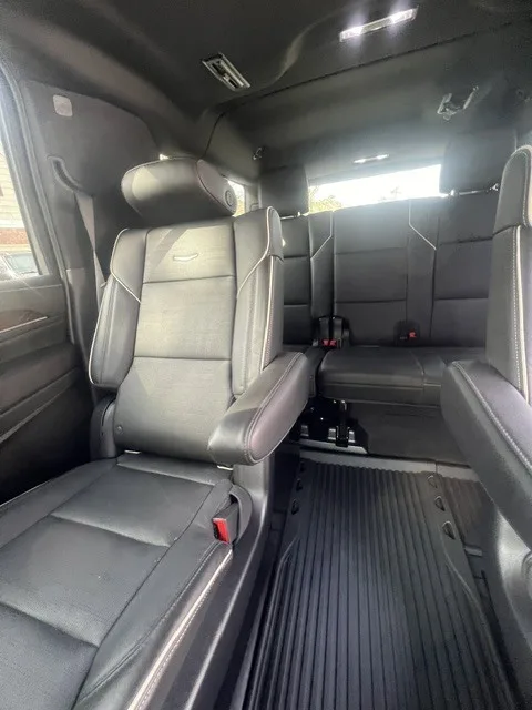 2022 Cadillac Escalade Sport ESV second-row captain chairs and third row